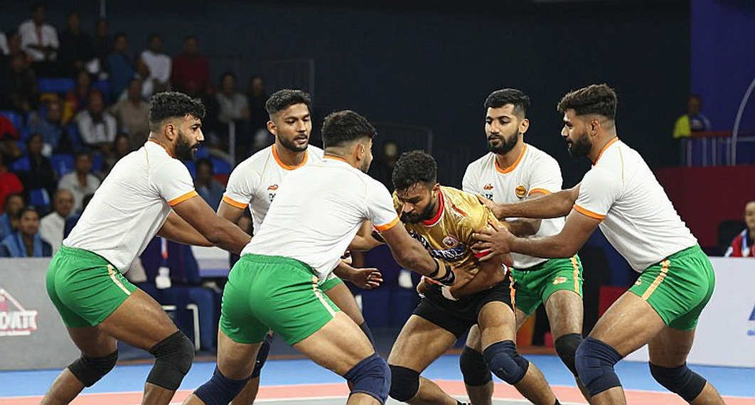 পাওয়ান সেহরাওয়াত কেন বেঞ্চে: একটি ফাইনালের হেডলাইন, সাত নম্বরের দরজা আর তারিখের ধাঁধা